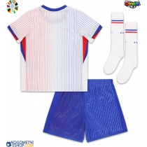 Otroški Nogometni dresi Francija Gostujoči EP 2024 Kratek Rokav (+ Kratke hlače)